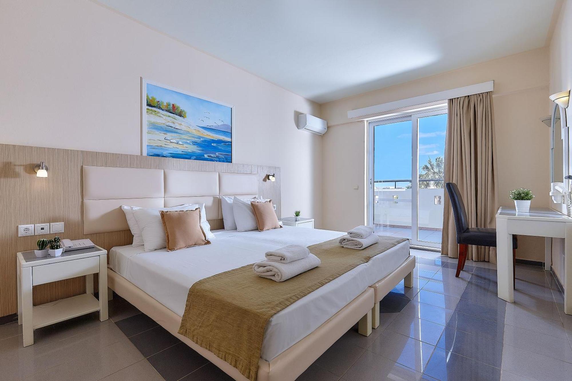 גובס St Constantin Sea Hotel & Spa Resort מראה חיצוני תמונה