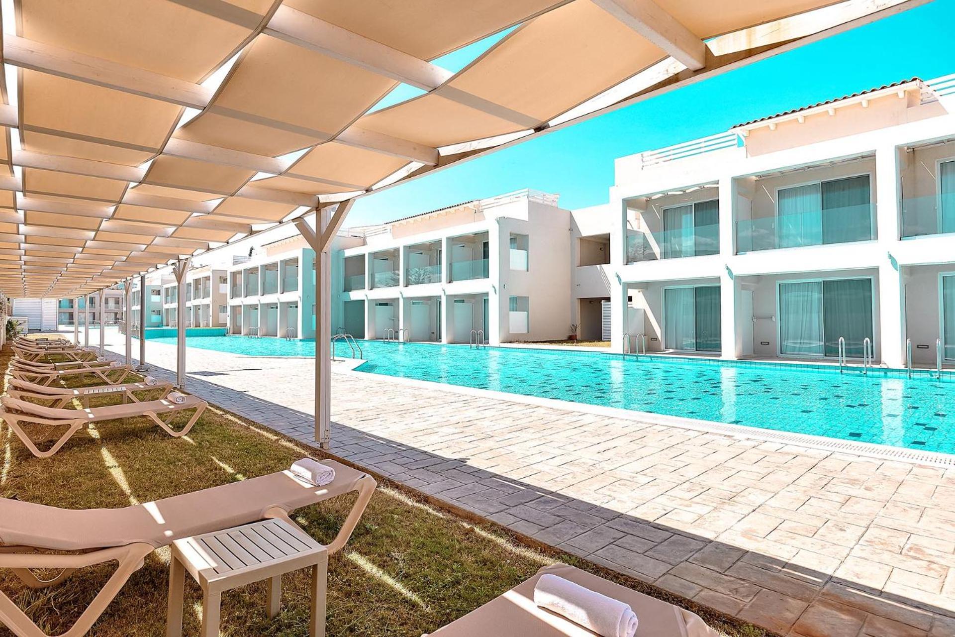 גובס St Constantin Sea Hotel & Spa Resort מראה חיצוני תמונה